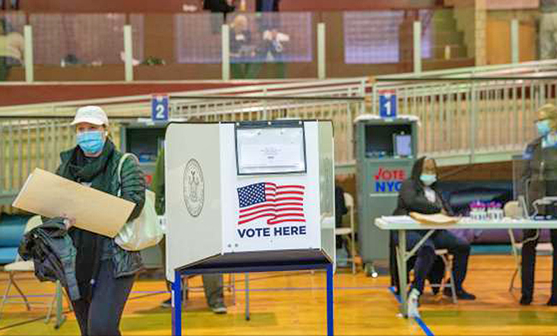 Abren centros de votación en Nueva York y otros estados de EEUU