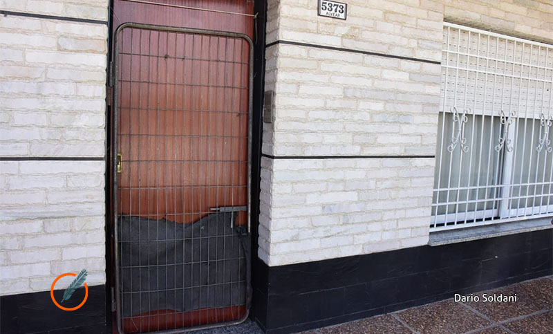 Operativo fallido: les allanaron la casa, les destrozaron todo, pero se equivocaron de domicilio