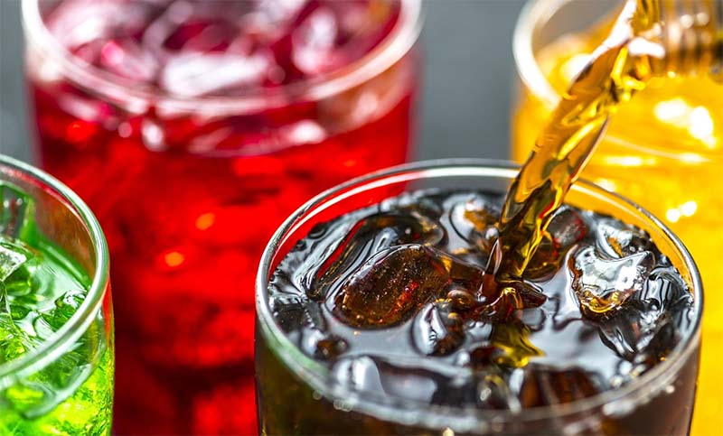 Más de 800 mil argentinos se enferman por año por el consumo de bebidas azucaradas