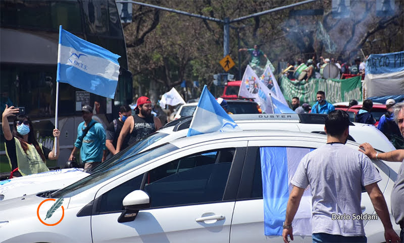Día del militante: caravana en apoyo al gobierno en Rosario y el resto del país