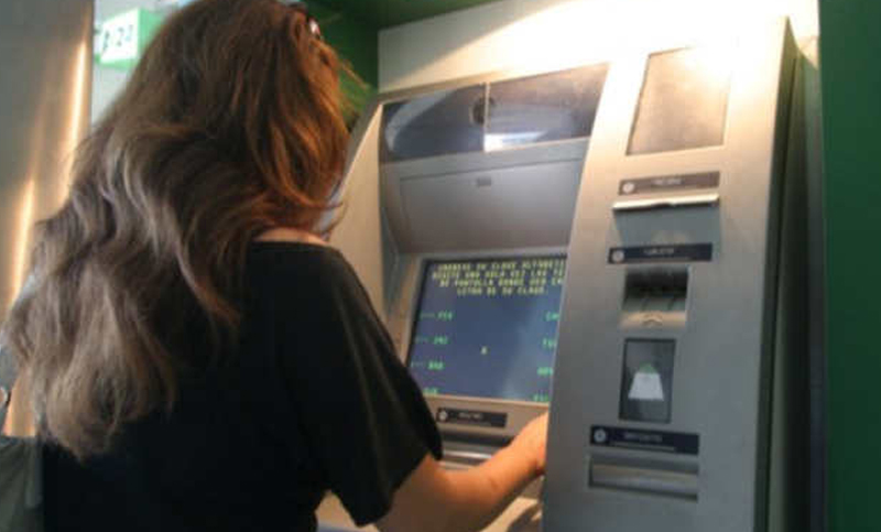 Otra estafa telefónica: le dijeron que había ganado un subsidio y le hicieron transferir $100.000