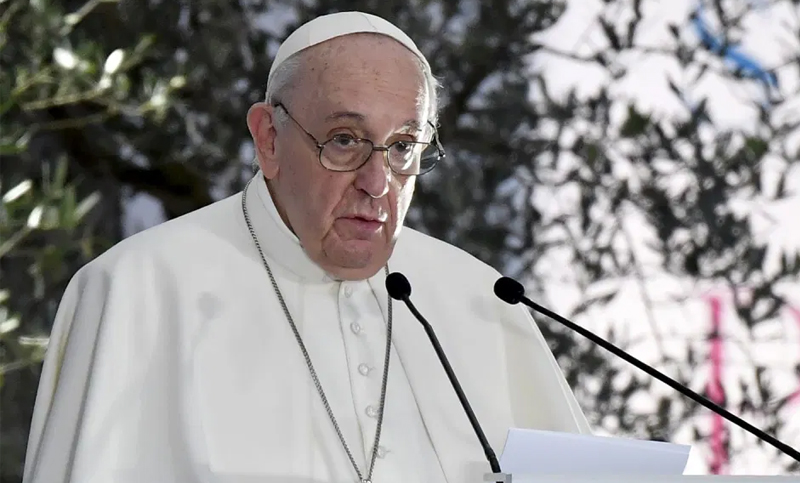 En su nuevo libro, el Papa destaca los liderazgos femeninos durante la pandemia