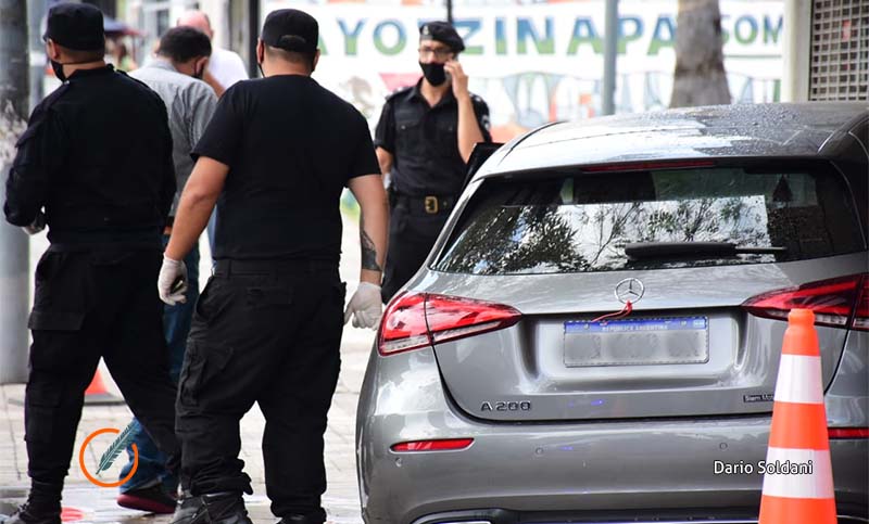 Un hombre se descompensó y murió cuando conducía su auto