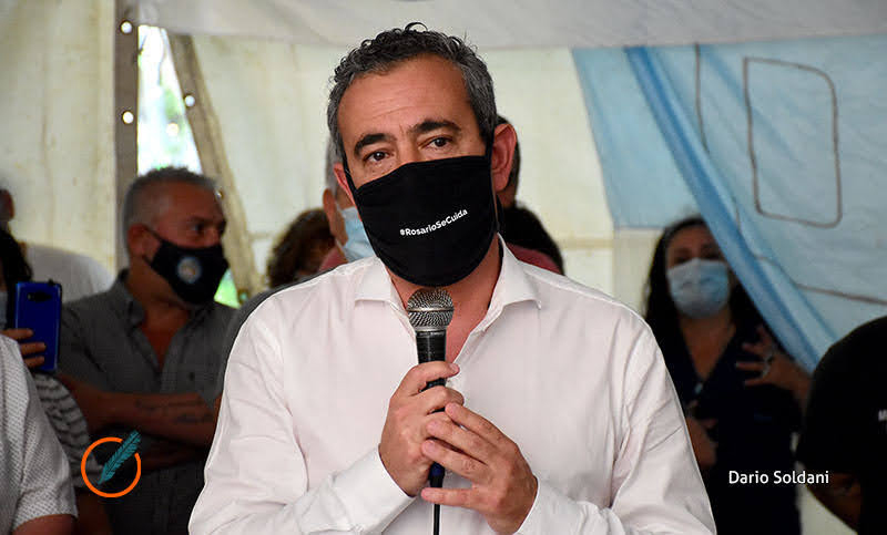 Javkin sobre el transporte: «Es un servicio que lleva 9 meses perdiendo unos 14 millones por día»