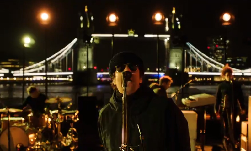 Liam Gallagher dará un show por streaming desde una barcaza que navega por el Támesis