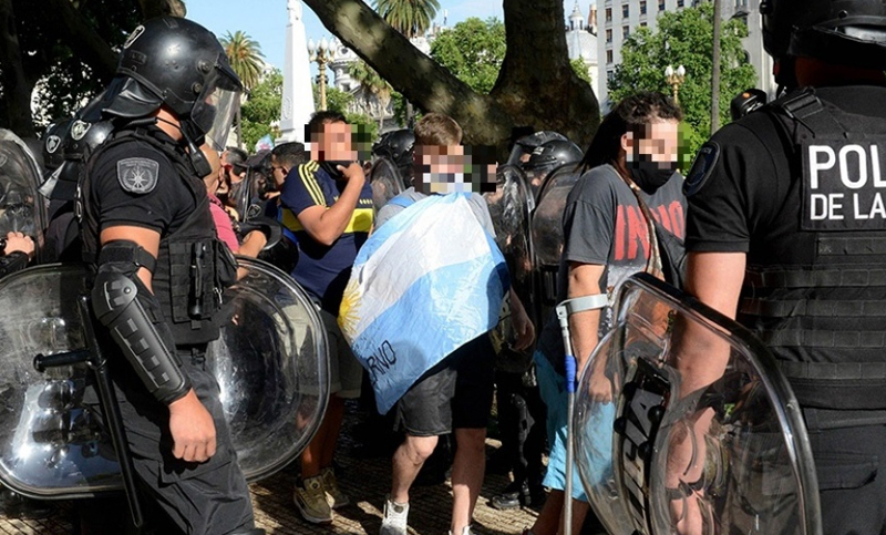 Detuvieron a nueve personas en las inmediaciones del Obelisco y la Casa Rosada