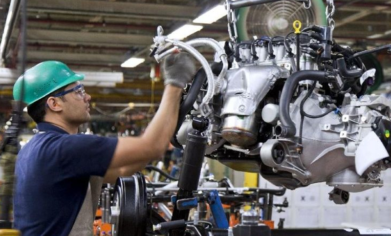 La producción automotriz registró una caída del 10% en octubre pero subieron las ventas, informó Adefa