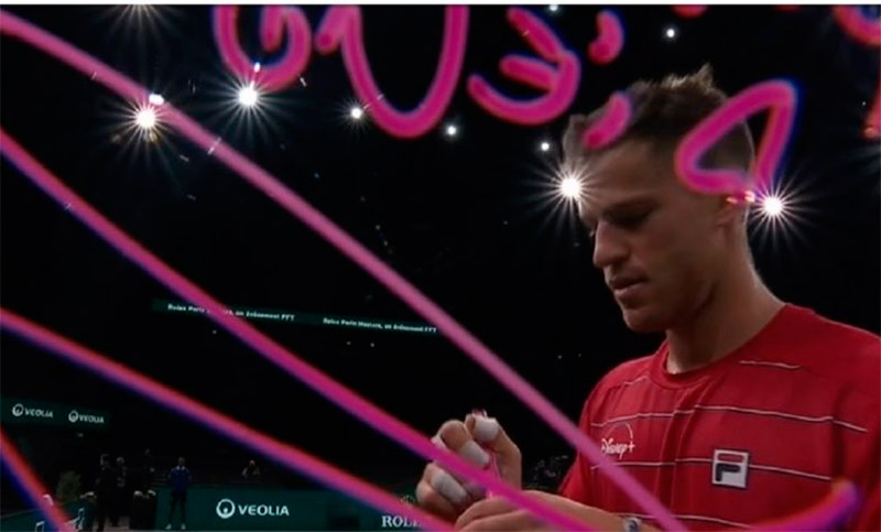 Schwartzman ganó en su debut en París y le dedicó el triunfo a Maradona
