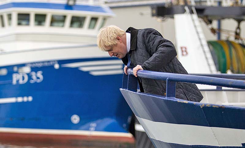 Anchoas, caballa y atún, últimos escollos para un acuerdo comercial entre Londres y la Unión Europea