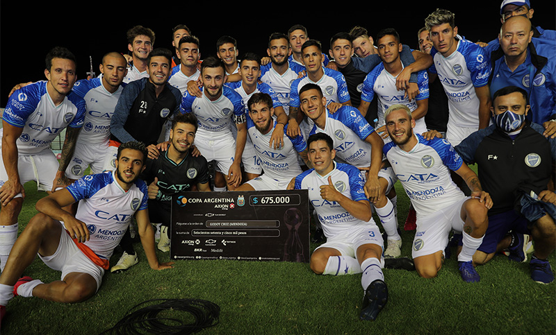 Godoy Cruz ganó y avanzó a la siguiente fase de la Copa Argentina