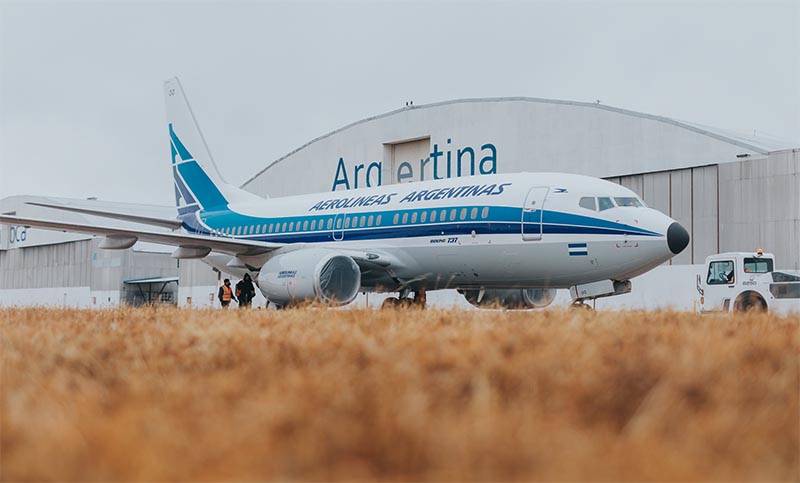 El avión que traerá la vacuna Sputnik V partió rumbo a Moscú