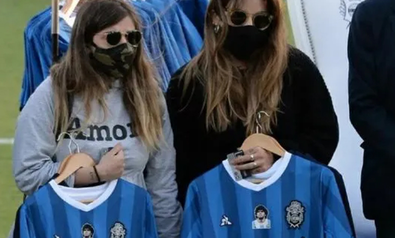 Dalma y Gianinna Maradona piden ser particulares damnificadas en la causa de la muerte de su padre