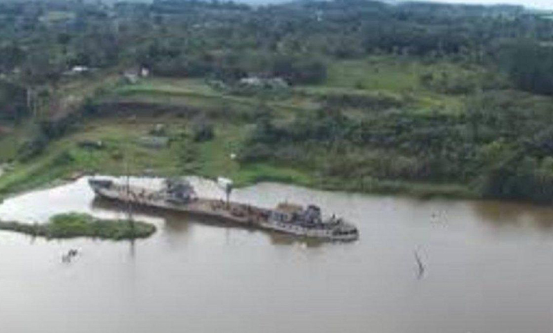 Portuarios denuncian embarcaciones con peligro de hundimiento