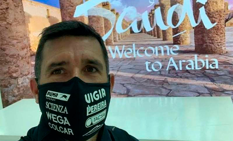 Pato Silva llegó a Arabia Saudita para sumarse al Rally Dakar 2021