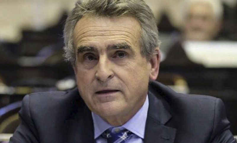 Rossi anticipó que funcionarios argentinos viajaron a Rusia para “ultimar detalles de la vacuna”