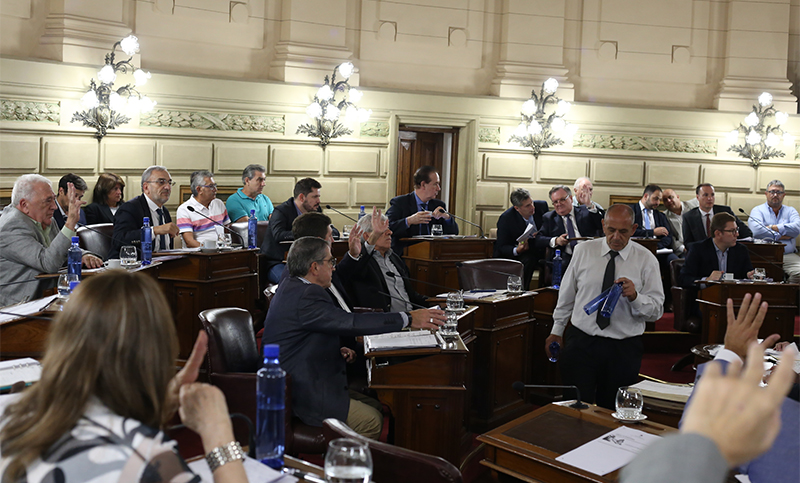 Se rompió el bloque justicialista en el Senado