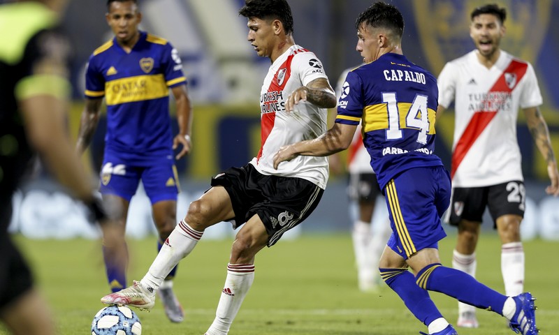 En un Boca-River emocionante, no hubo vencedores ni vencidos