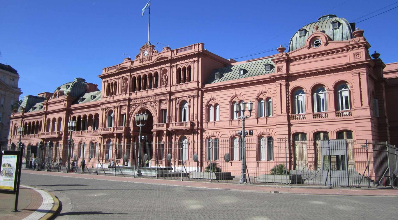 La deuda pública argentina ya equivale al Producto Bruto de un año