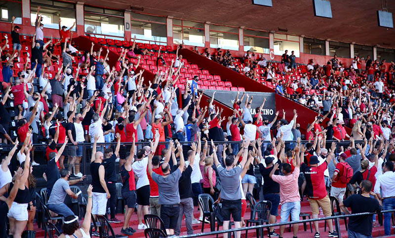 El arco opositor de Newell’s afirmó que la asamblea «fue violenta, ilegal e irregular»