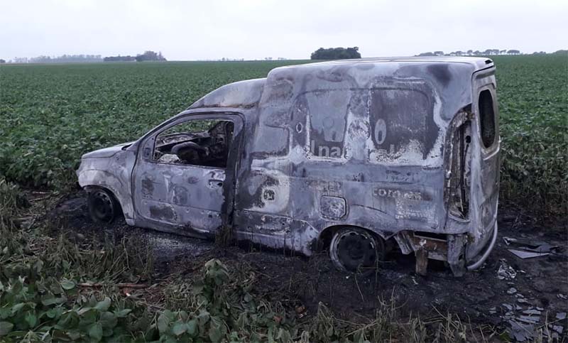 Un cuerpo sin vida y un auto incinerado en la ruta: el caso que conmociona a los habitantes de Totoras