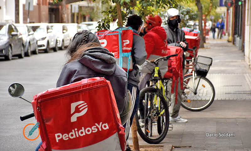 Tribunal rosarino avanzó sobre “Pedidos Ya” al reconocer vínculo laboral de trabajadora monotributista