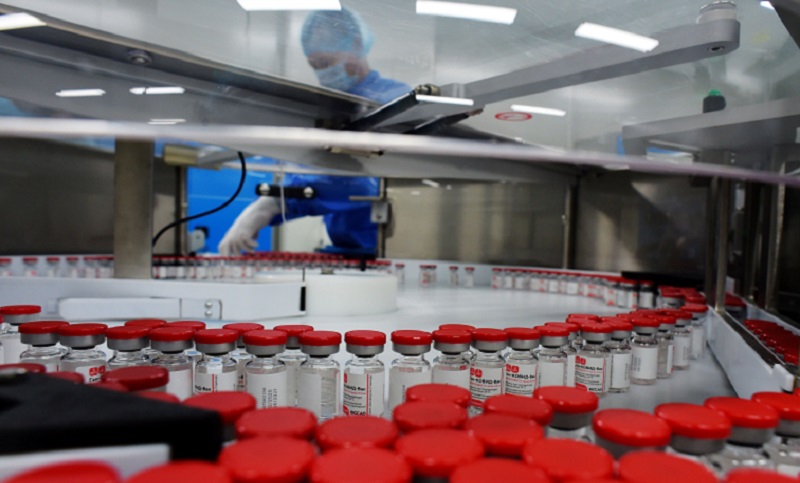 Rusia reconoció cierta demora en la entrega de vacunas pero afirmó que mejorará la producción