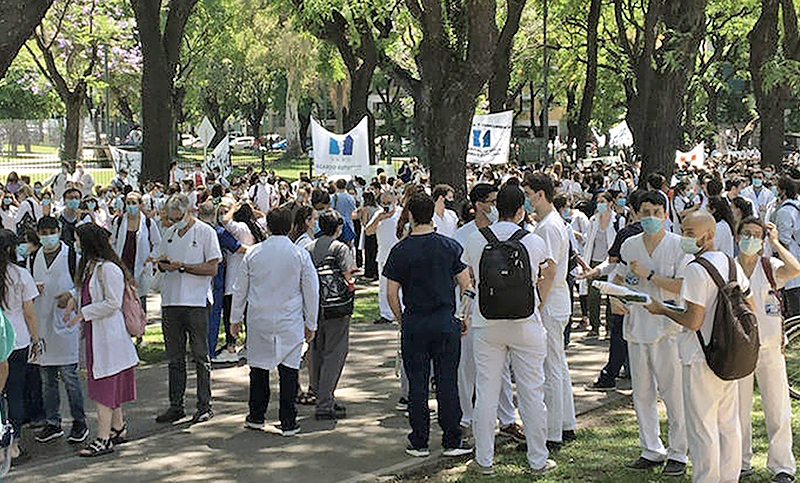 Trabajadores de salud porteños reclaman «medidas urgentes» ante el aumento de casos