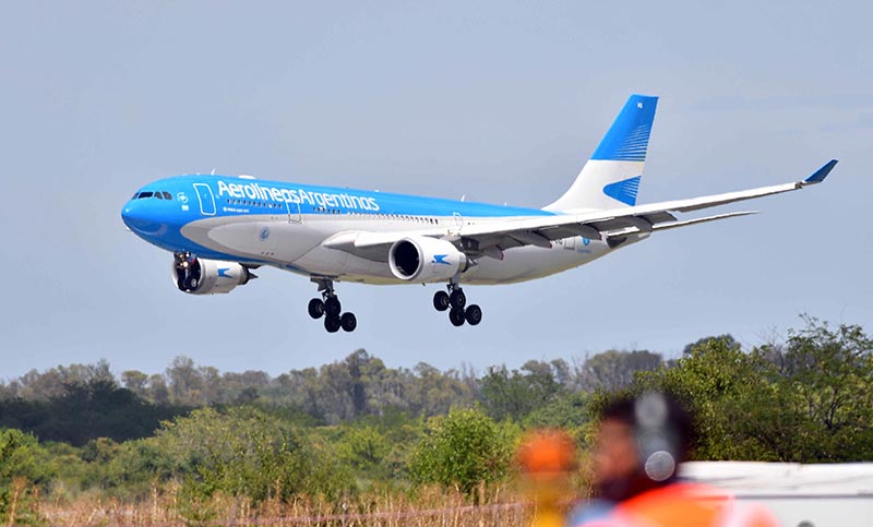 Llegó el avión de Aerolíneas Argentinas desde Moscú con la segunda tanda de vacunas
