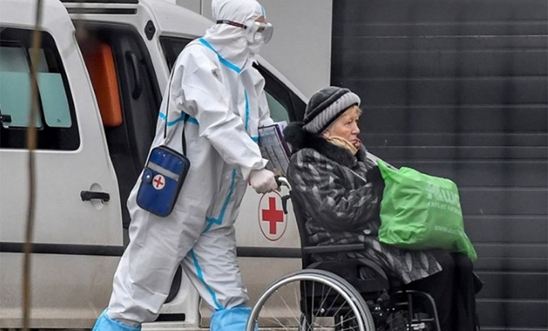 En el mundo hay casi 98 millones de infectados de coronavirus y 2,1 millones de decesos