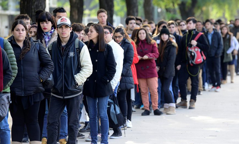 La cantidad total de puestos de trabajo se redujo 9,2% en el tercer trimestre de 2020