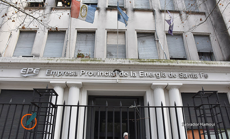 La EPE tiene más de 20 operarios aislados por coronavirus y advierte por posibles demoras en los reclamos