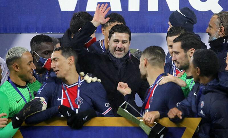 Icardi y Neymar le dieron el primer título a Pochettino como DT del PSG
