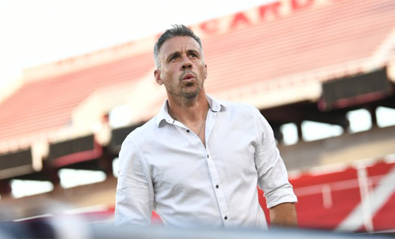 Lucas Pusineri dejó de ser el entrenador de Independiente y Berón dirigirá ante River