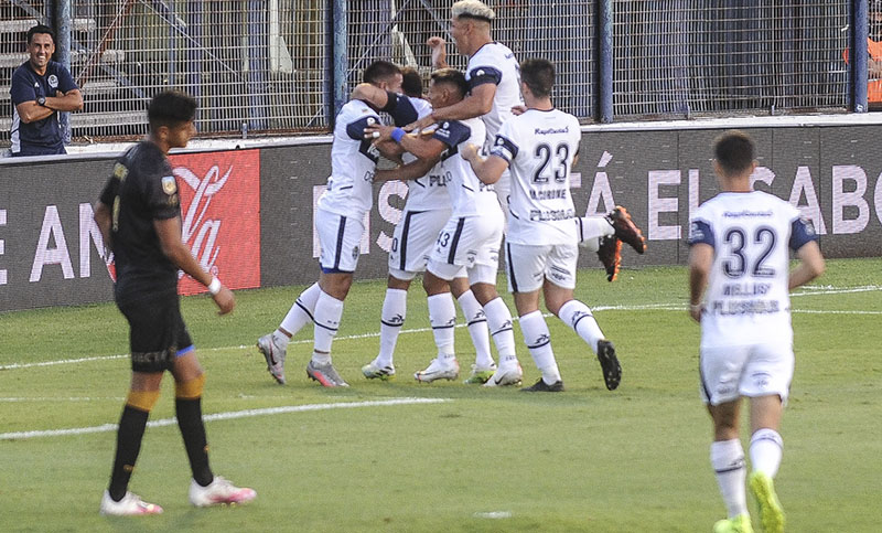 Gimnasia venció a Talleres en el inicio de la segunda fecha