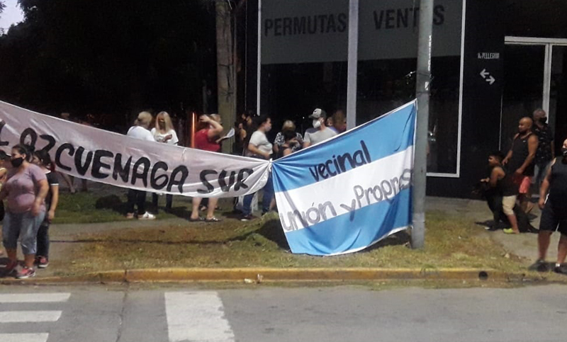 Ahora en Echesortu, vecinales volvieron a reclamar contra la inseguridad