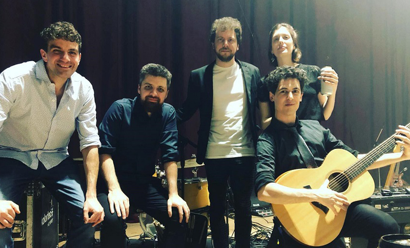 Música para Volar llega al porteño Gran Rex con tributos a Charly y Cerati