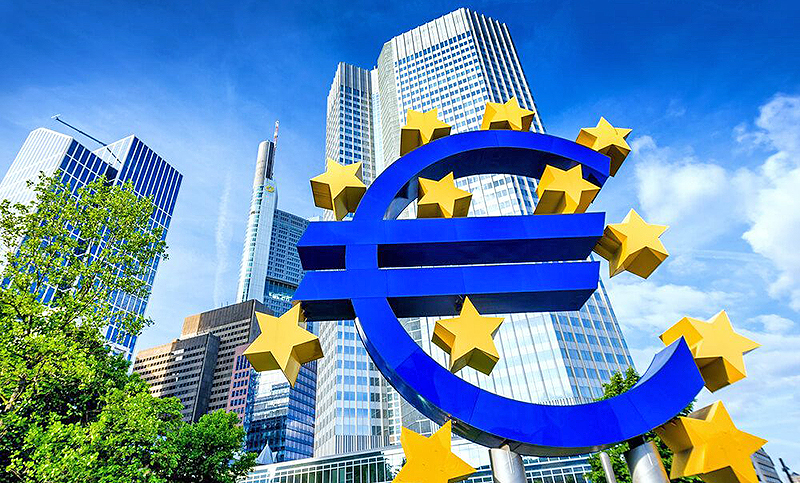 Un centenar de economistas le piden al Banco Central Europeo condonar las deudas