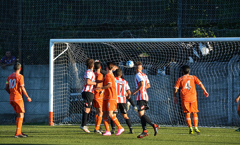 Adiur sufrió una goleada en su despedida del Regional