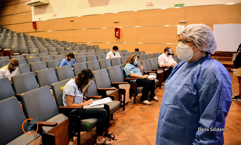 Se realizó el primer examen presencial en la Facultad de Odontología