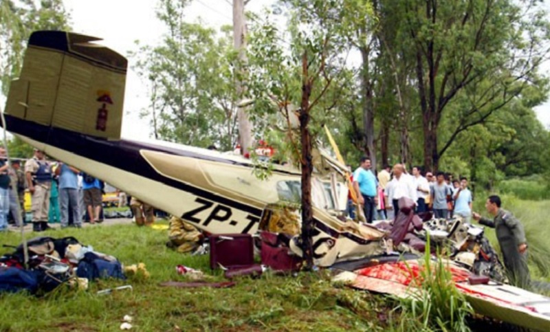 Siete muertos y un herido en un accidente aéreo en Paraguay