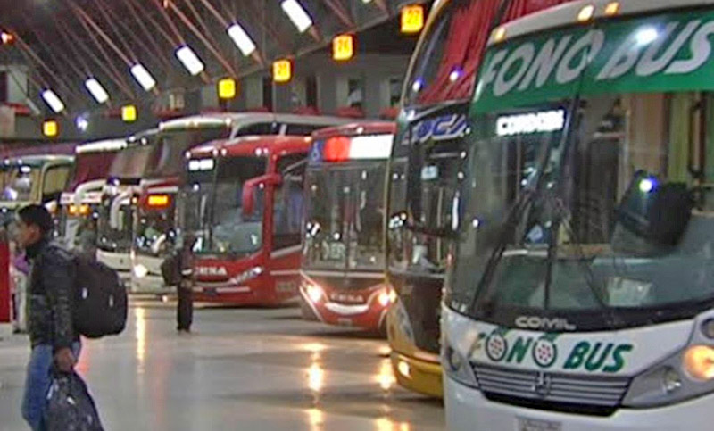 El transporte interurbano de Córdoba inicia un paro de cuatro días por deuda salarial