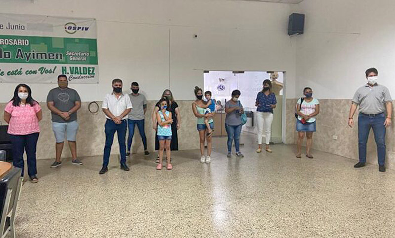 El Sindicato del Vidrio y la Fundación Gracias a la Vida entregaron lentes gratuitos a alumnos de primaria