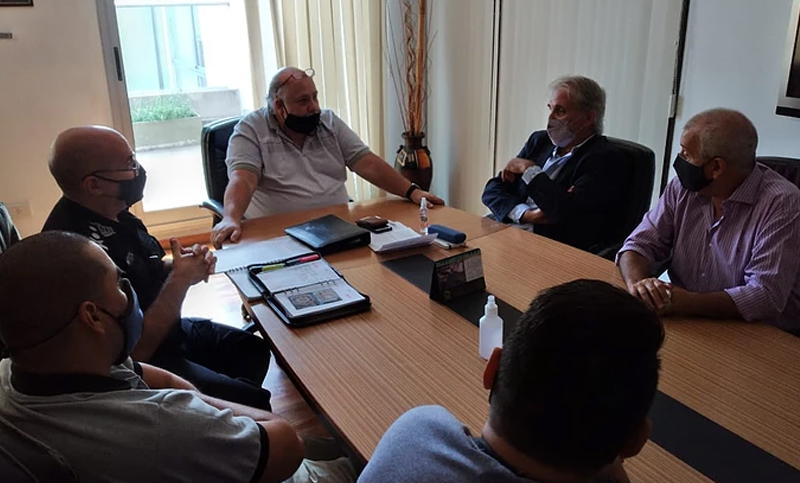 Mamparas: el Sindicato de Peones de Taxis consiguió el aval de la Provincia