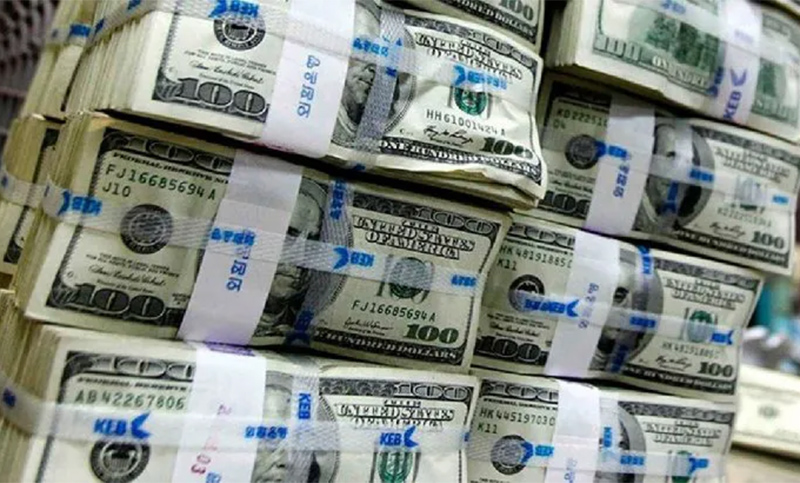 Deuda: el Gobierno enfrenta vencimientos por más de 53 mil millones de dólares
