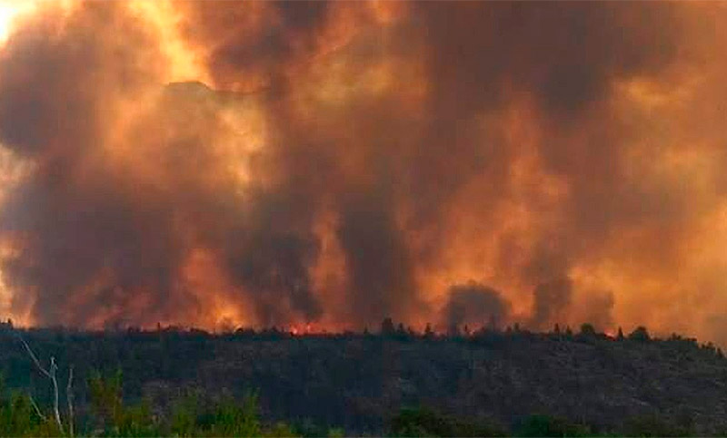 El Bolsón: las altas temperaturas agravan la situación por los incendios