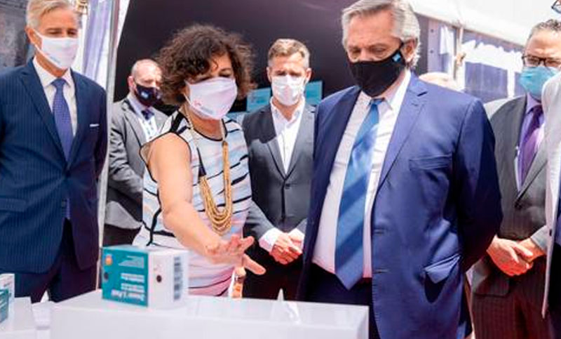 Fernández visitó Laboratorios Richmond, que anunció una inversión de 80 millones de dólares
