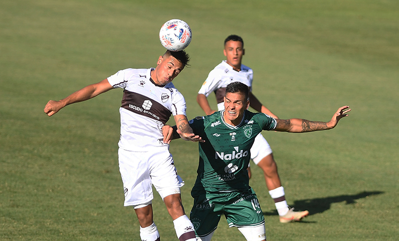 Platense y Sarmiento, empataron en un partido pendiente de la fecha 1