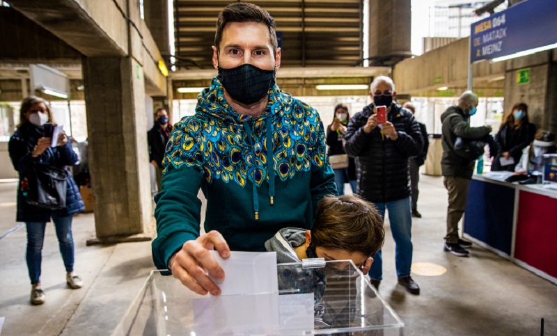 Messi participó de las elecciones que determinarán al nuevo presidente del Barcelona