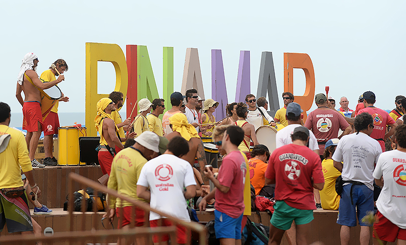 Guardavidas de balnearios privados de Pinamar paran por falta de acuerdo salarial
