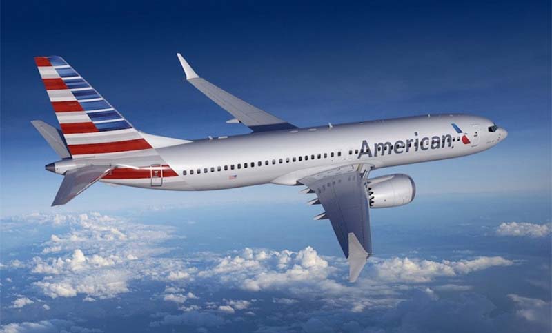 Pilotos de un Boeing 737 apagaron el motor en pleno vuelo por «posible problema mecánico»